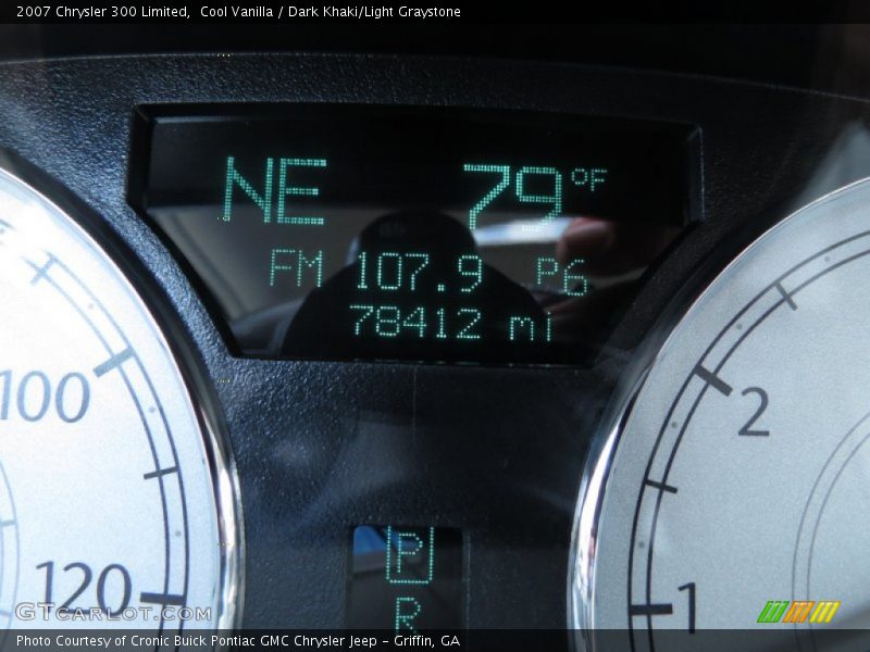 Cool Vanilla / Dark Khaki/Light Graystone 2007 Chrysler 300 Limited