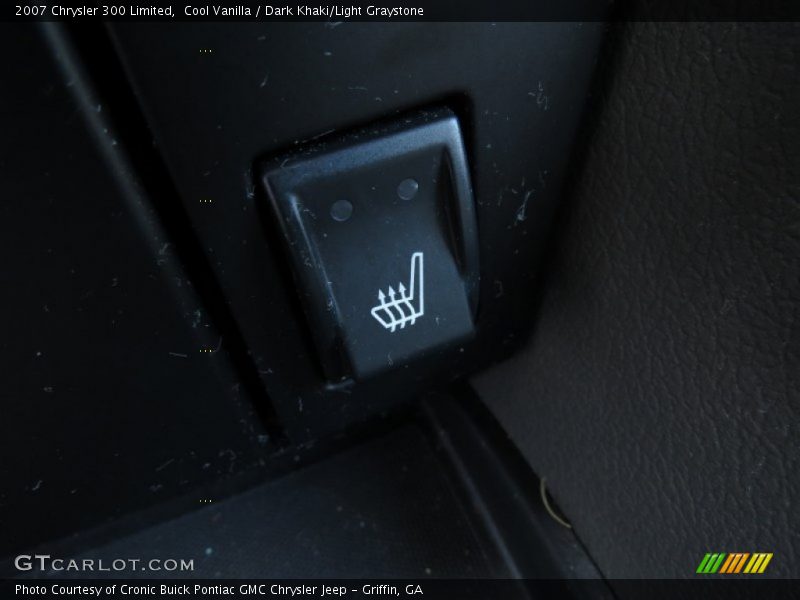 Cool Vanilla / Dark Khaki/Light Graystone 2007 Chrysler 300 Limited