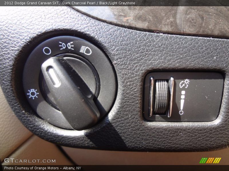 Dark Charcoal Pearl / Black/Light Graystone 2012 Dodge Grand Caravan SXT