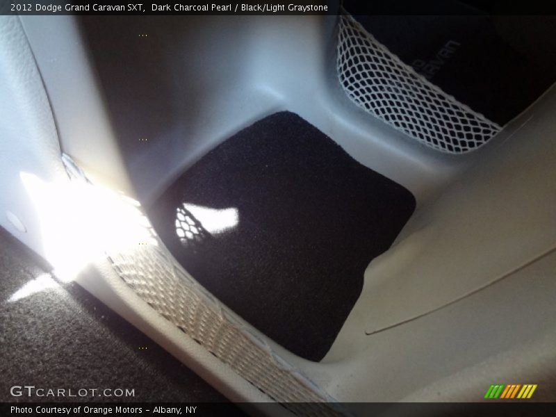 Dark Charcoal Pearl / Black/Light Graystone 2012 Dodge Grand Caravan SXT