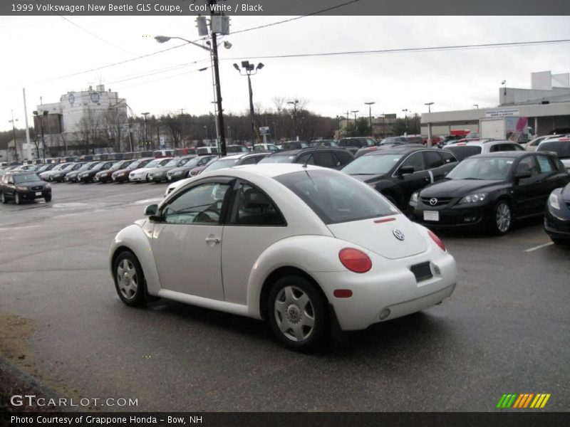 Cool White / Black 1999 Volkswagen New Beetle GLS Coupe