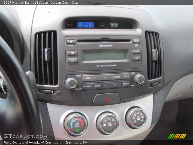 Controls of 2007 Elantra SE Sedan
