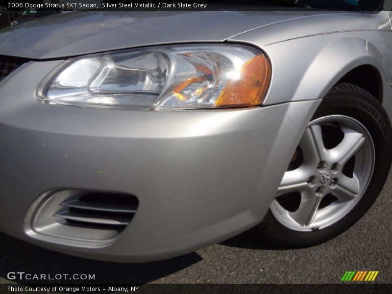 Silver Steel Metallic / Dark Slate Grey 2006 Dodge Stratus SXT Sedan