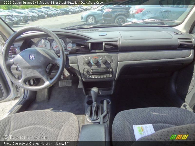 Silver Steel Metallic / Dark Slate Grey 2006 Dodge Stratus SXT Sedan