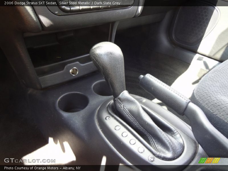 Silver Steel Metallic / Dark Slate Grey 2006 Dodge Stratus SXT Sedan
