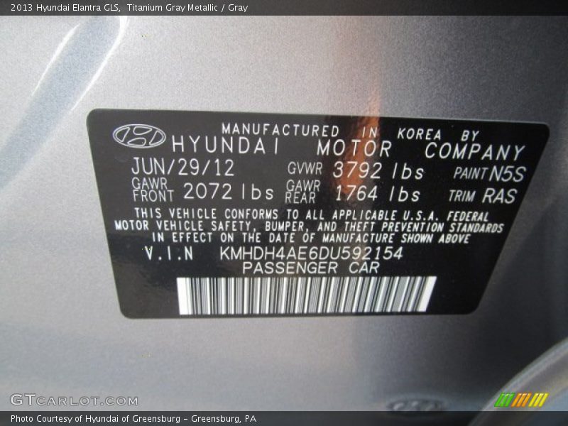 Titanium Gray Metallic / Gray 2013 Hyundai Elantra GLS