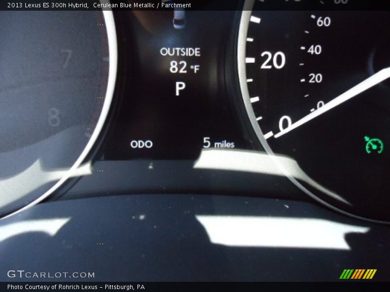 Cerulean Blue Metallic / Parchment 2013 Lexus ES 300h Hybrid