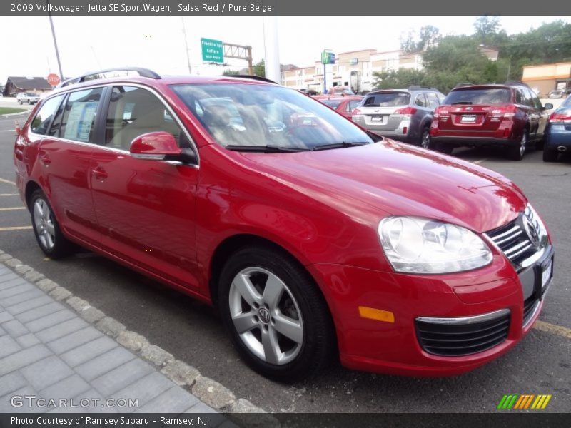 Front 3/4 View of 2009 Jetta SE SportWagen