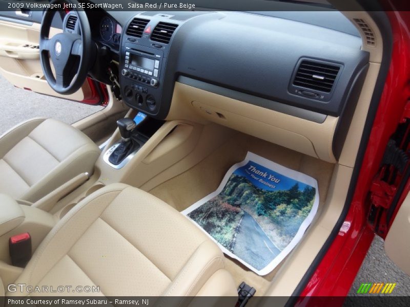 Dashboard of 2009 Jetta SE SportWagen