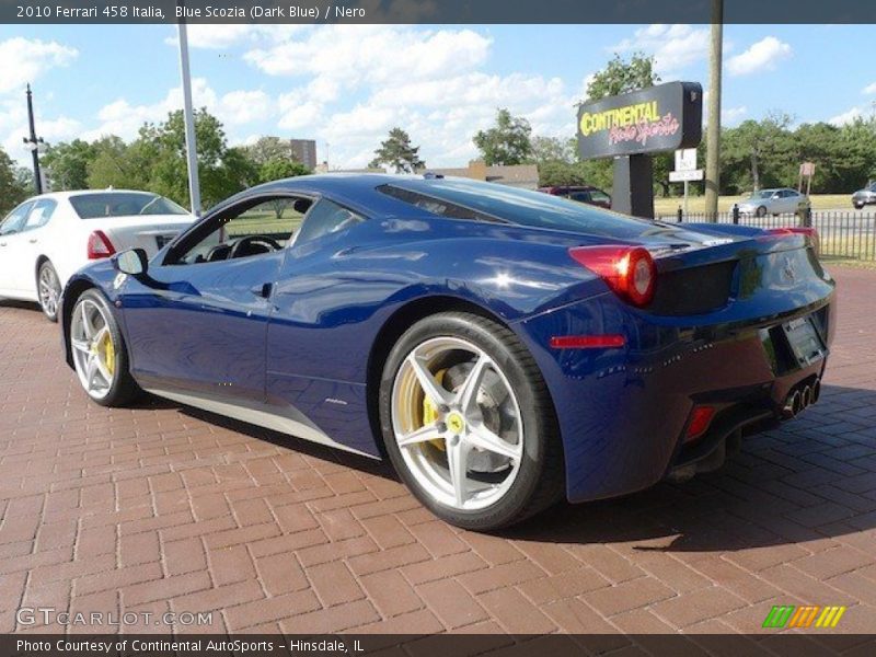 Blue Scozia (Dark Blue) / Nero 2010 Ferrari 458 Italia