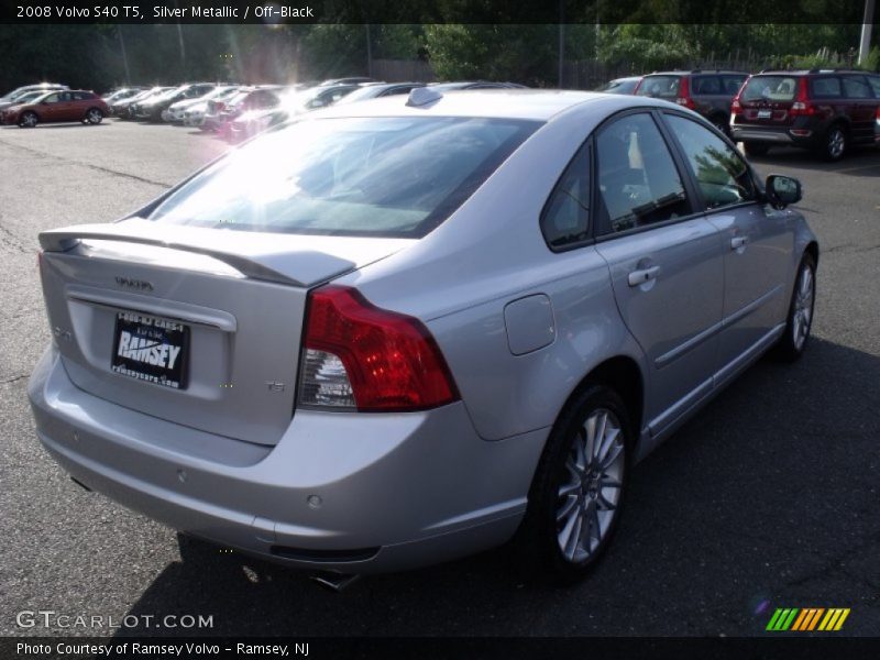 Silver Metallic / Off-Black 2008 Volvo S40 T5