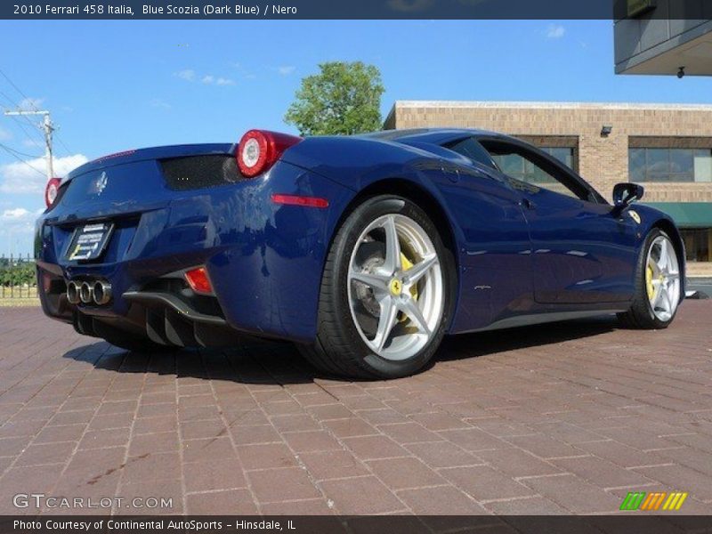 Blue Scozia (Dark Blue) / Nero 2010 Ferrari 458 Italia