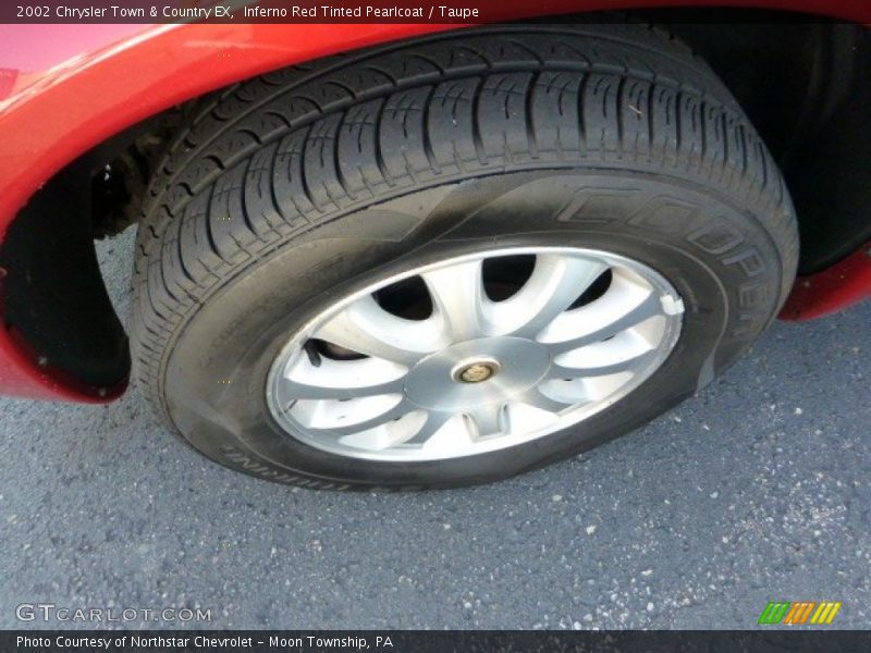 Inferno Red Tinted Pearlcoat / Taupe 2002 Chrysler Town & Country EX