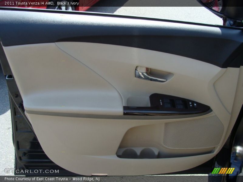 Black / Ivory 2011 Toyota Venza I4 AWD