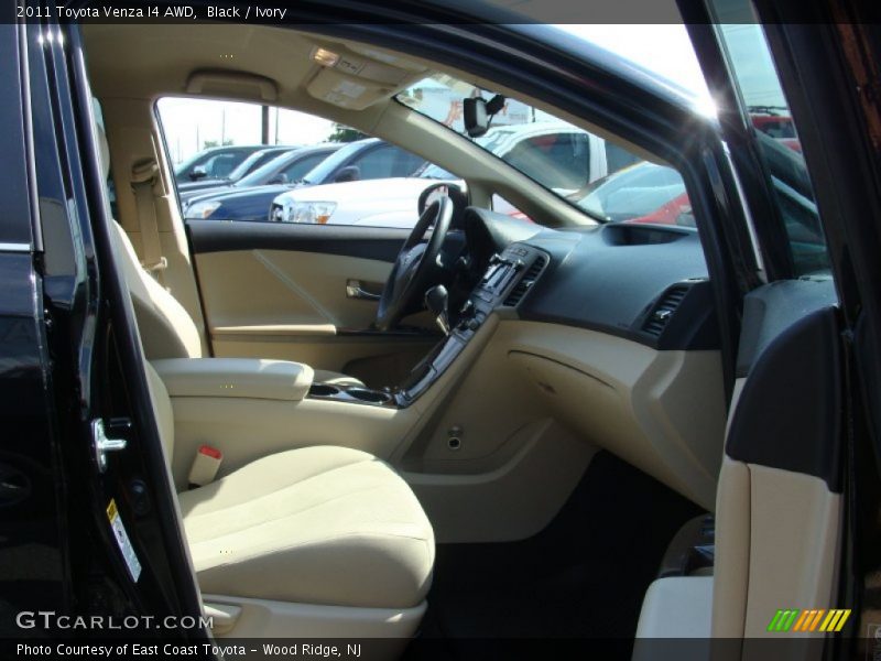 Black / Ivory 2011 Toyota Venza I4 AWD
