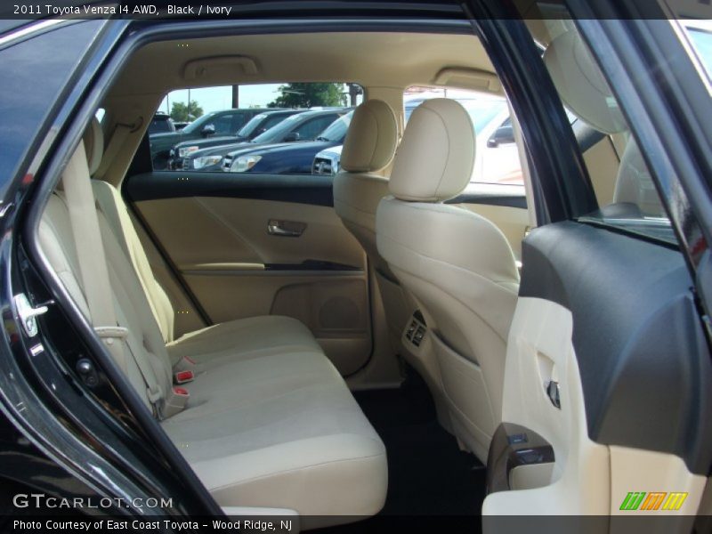 Black / Ivory 2011 Toyota Venza I4 AWD