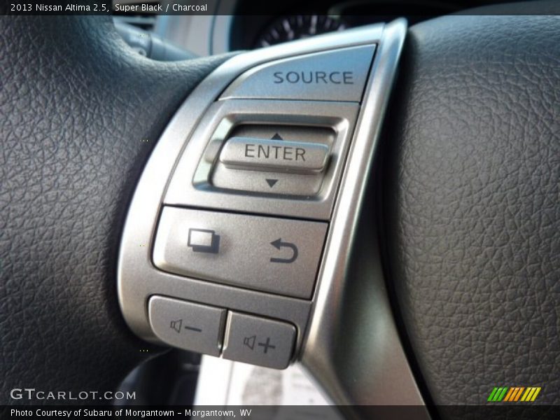 Super Black / Charcoal 2013 Nissan Altima 2.5