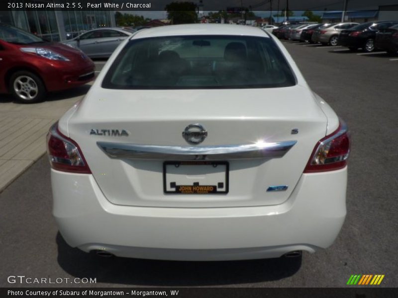 Pearl White / Charcoal 2013 Nissan Altima 2.5 S