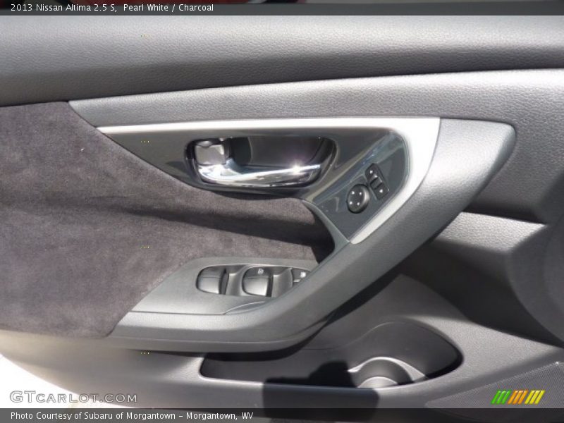 Pearl White / Charcoal 2013 Nissan Altima 2.5 S