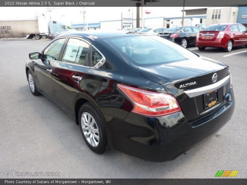 Super Black / Charcoal 2013 Nissan Altima 2.5 S