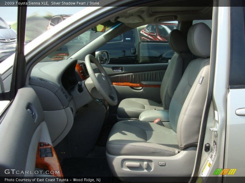 Silver Shadow Pearl / Stone 2009 Toyota Sienna XLE