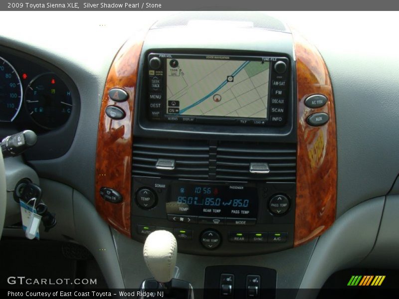 Silver Shadow Pearl / Stone 2009 Toyota Sienna XLE
