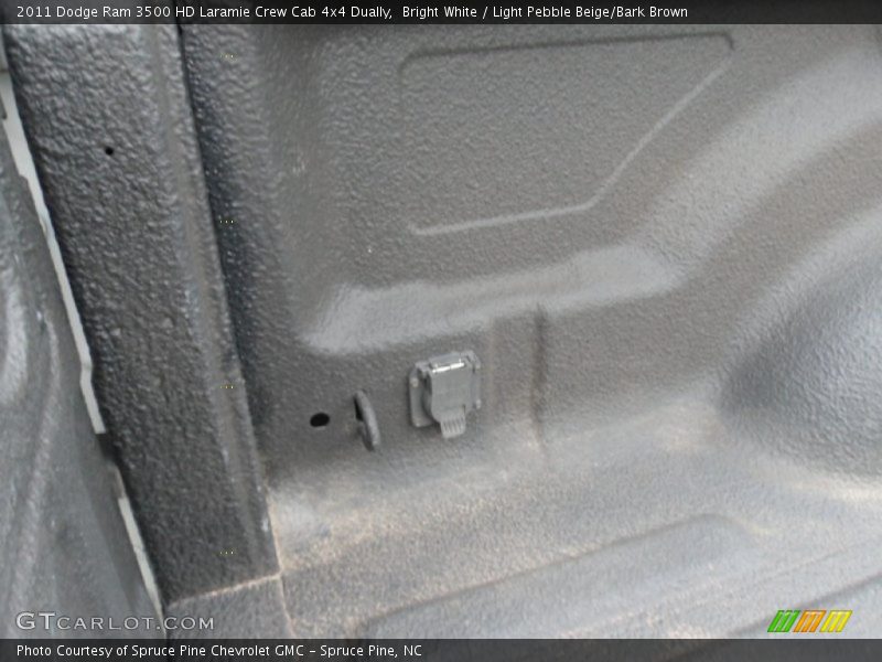Bright White / Light Pebble Beige/Bark Brown 2011 Dodge Ram 3500 HD Laramie Crew Cab 4x4 Dually