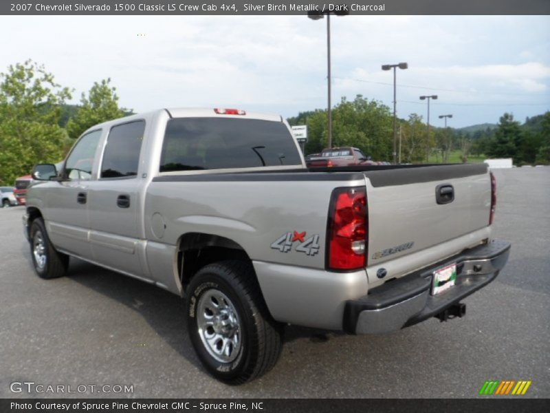 Silver Birch Metallic / Dark Charcoal 2007 Chevrolet Silverado 1500 Classic LS Crew Cab 4x4