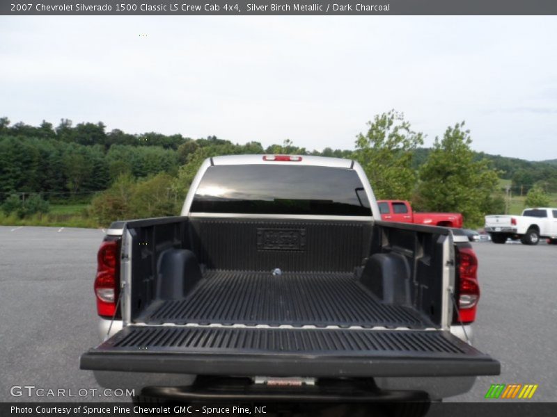 Silver Birch Metallic / Dark Charcoal 2007 Chevrolet Silverado 1500 Classic LS Crew Cab 4x4