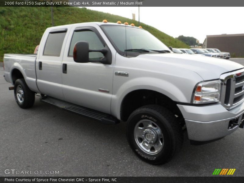 Silver Metallic / Medium Flint 2006 Ford F250 Super Duty XLT Crew Cab 4x4