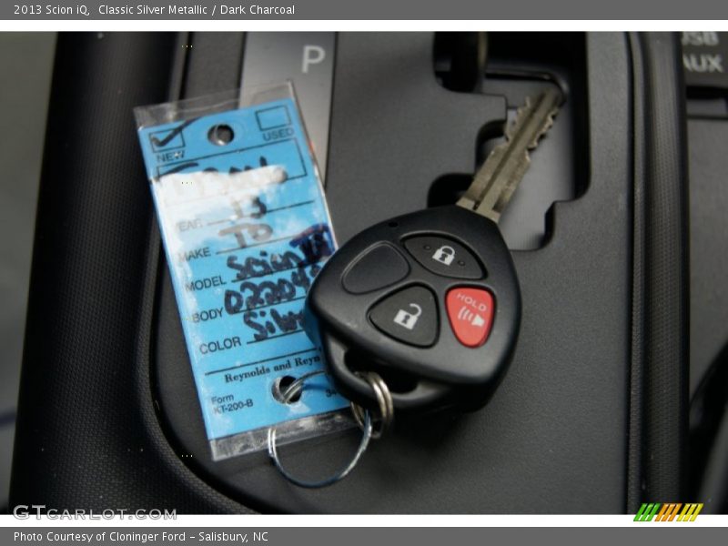 Classic Silver Metallic / Dark Charcoal 2013 Scion iQ