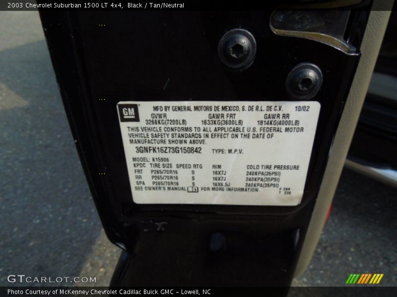 Black / Tan/Neutral 2003 Chevrolet Suburban 1500 LT 4x4