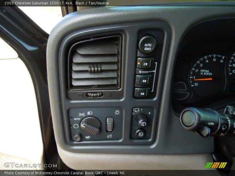 Black / Tan/Neutral 2003 Chevrolet Suburban 1500 LT 4x4