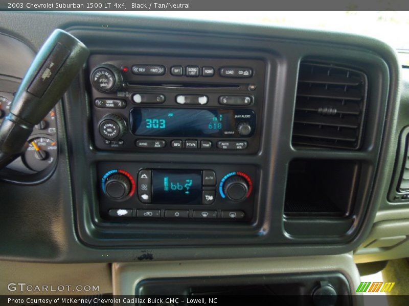 Black / Tan/Neutral 2003 Chevrolet Suburban 1500 LT 4x4