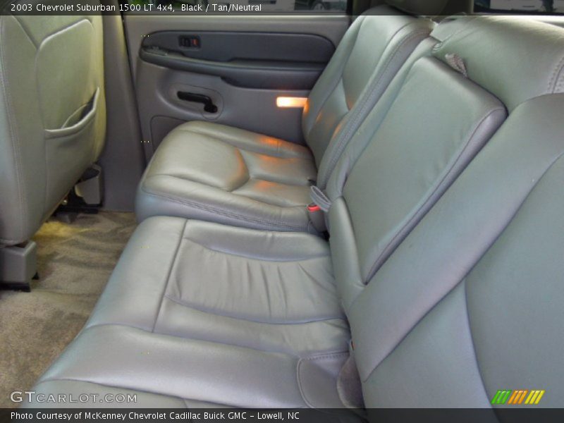 Black / Tan/Neutral 2003 Chevrolet Suburban 1500 LT 4x4