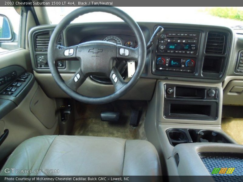 Black / Tan/Neutral 2003 Chevrolet Suburban 1500 LT 4x4