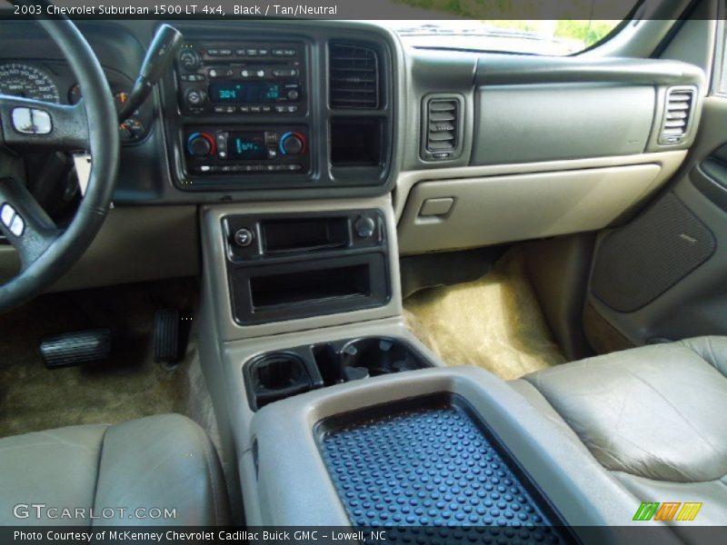 Black / Tan/Neutral 2003 Chevrolet Suburban 1500 LT 4x4