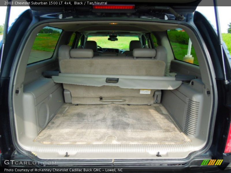 Black / Tan/Neutral 2003 Chevrolet Suburban 1500 LT 4x4