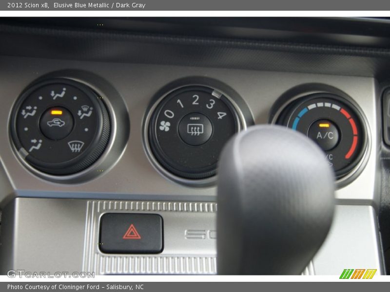 Elusive Blue Metallic / Dark Gray 2012 Scion xB