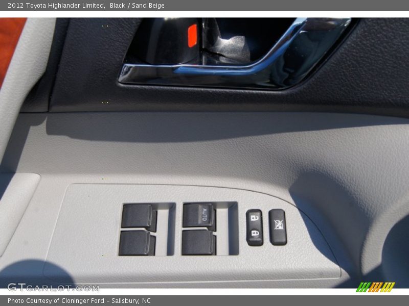 Black / Sand Beige 2012 Toyota Highlander Limited