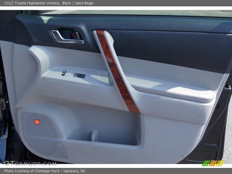 Black / Sand Beige 2012 Toyota Highlander Limited