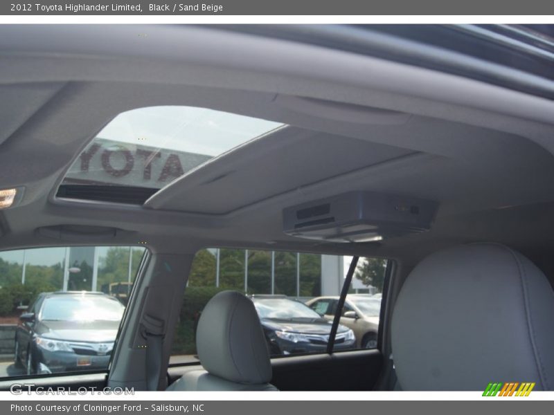 Black / Sand Beige 2012 Toyota Highlander Limited