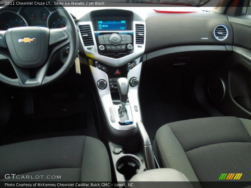 Silver Ice Metallic / Jet Black 2011 Chevrolet Cruze LT