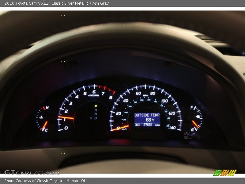 Classic Silver Metallic / Ash Gray 2010 Toyota Camry XLE