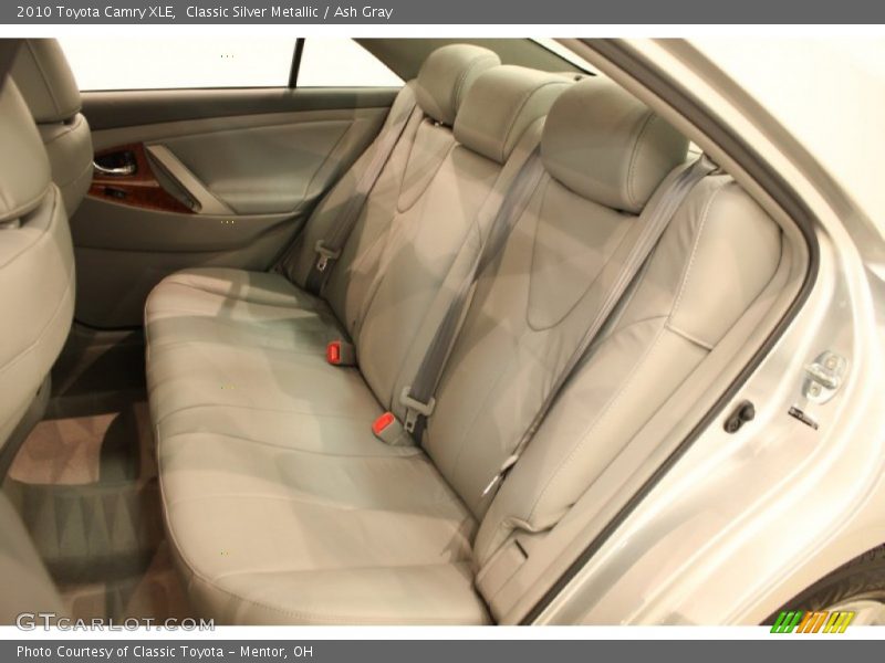 Classic Silver Metallic / Ash Gray 2010 Toyota Camry XLE