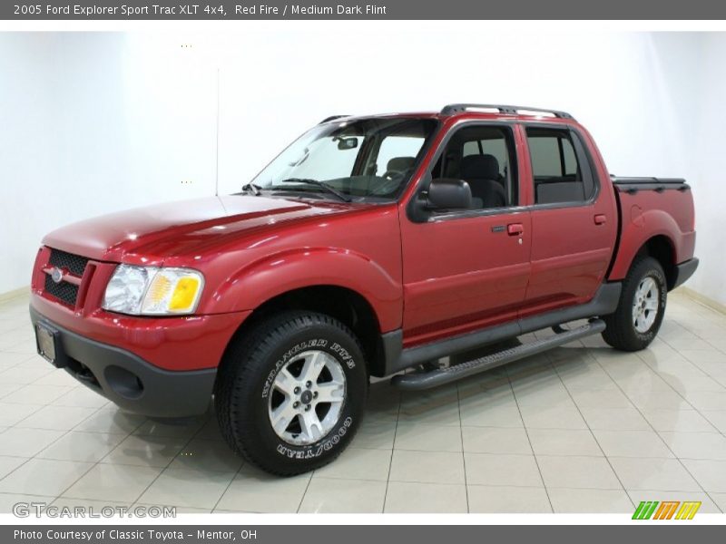Red Fire / Medium Dark Flint 2005 Ford Explorer Sport Trac XLT 4x4