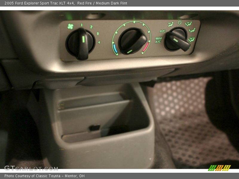 Red Fire / Medium Dark Flint 2005 Ford Explorer Sport Trac XLT 4x4
