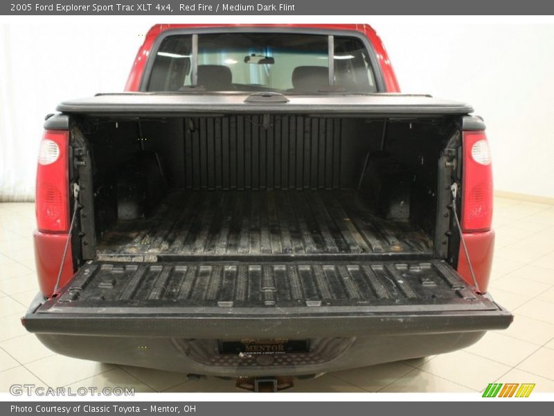 Red Fire / Medium Dark Flint 2005 Ford Explorer Sport Trac XLT 4x4