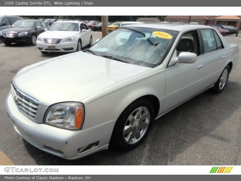 White Lightning / Shale 2005 Cadillac DeVille DTS