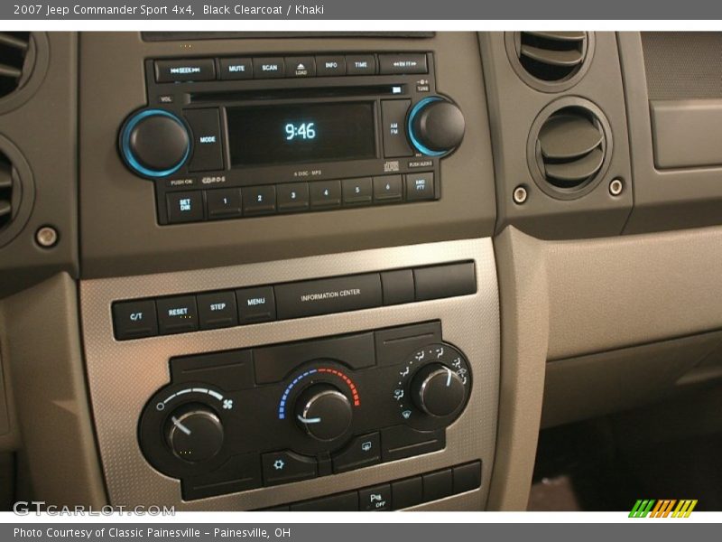 Black Clearcoat / Khaki 2007 Jeep Commander Sport 4x4